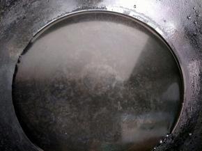 换干净的纯净水，大火烧开