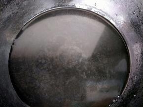 换干净的纯净水，大火烧开