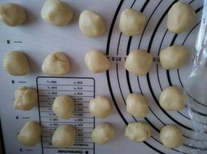 油酥也平均分成24份