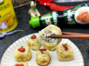 肉质细嫩多汁。