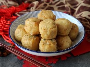 圆圆滚滚的油豆腐，春节家家户户必备的一道菜