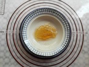 吉利丁片用水泡软后倒掉水