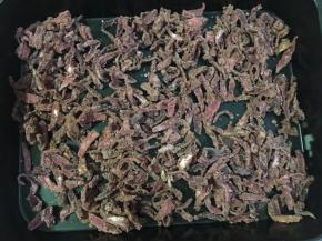 起锅晾凉了即可装入玻璃罐子里