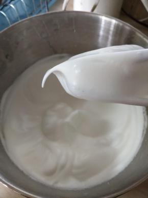 蛋白能拉出小弯钩即可