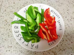 青红椒去籽切块