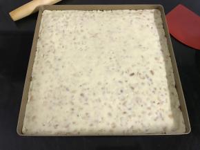 趁热压紧、擀平。