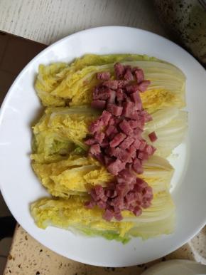 放在白菜上