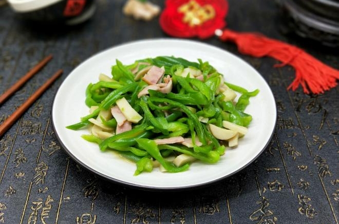 培根青椒炒杏鲍菇