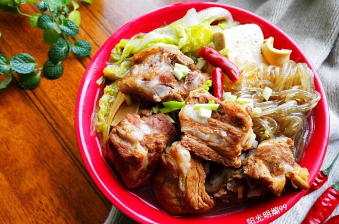 砂锅炖排骨