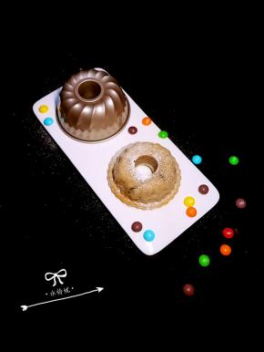 其实最佳还是黄油，不过妈妈对黄油味道敏感，换成了玉米油，也还可以的。