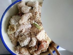 米比较干，放一些水