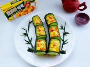 填入咖喱炒饭。