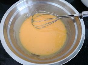 搅拌均匀至完全融合