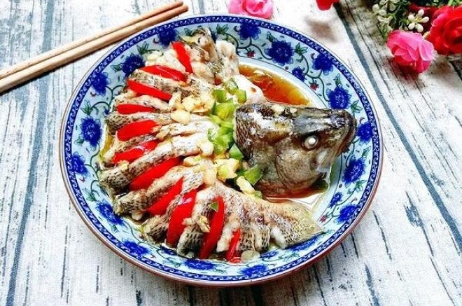 年夜饭～清蒸孔雀鱼