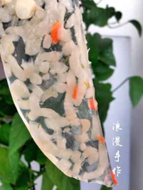 切一片，看透明的，很Q弹的，满满的胶原蛋白有没有