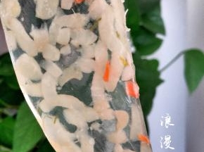 切一片，看透明的，很Q弹的，满满的胶原蛋白有没有