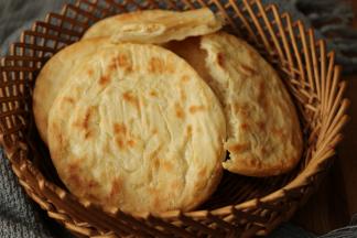 如果剖开夹上酱牛肉什么的，给个县长都不换哪。