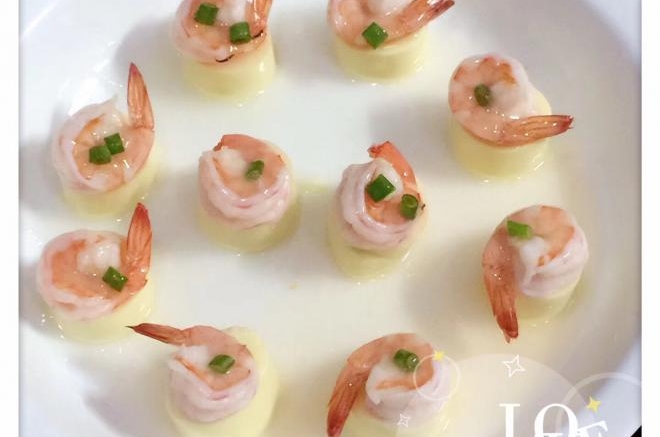 鲜虾蒸玉子豆腐