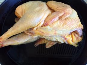 鸡凉水下锅焯去血沫