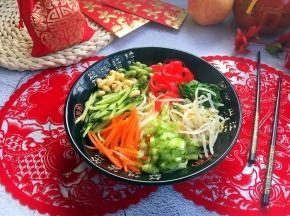 放入适量的菜码。