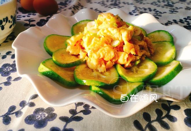 西葫芦炒鸡蛋