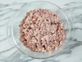 包住保鲜膜放冰箱冷藏2个小时