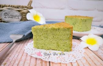 玄米抹茶戚风蛋糕。