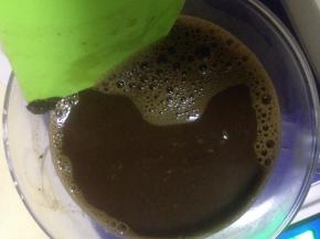 用分量内的温水化开 放凉 备用