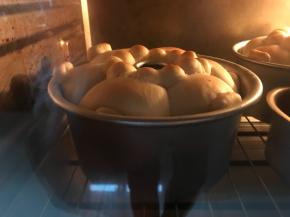 二发完成后，把烤箱预热160度，中下层烘焙20分钟