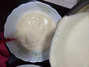 粘糊和蛋糊分次混合