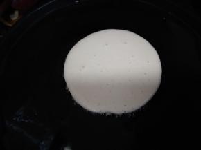 电饼铛刷薄油放入即可