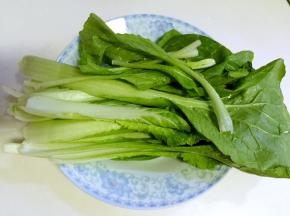 小白菜洗净