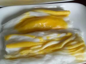 鸡蛋肠粉