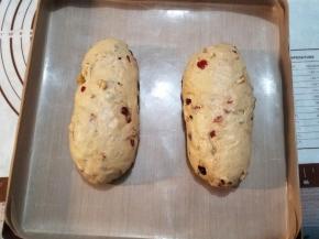 另一块面团同样方法做好放入烤盘。