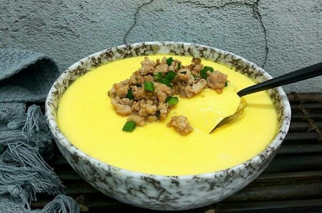 肉末鸡蛋羹