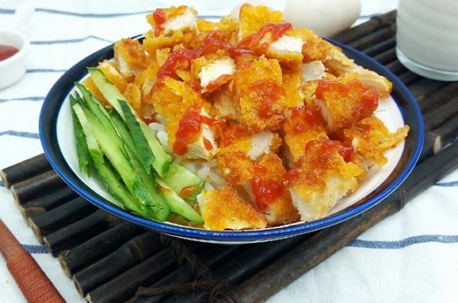 黄金鸡排饭