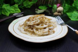 这道超级简单的桂花莲藕片就好了，甜甜蜜蜜，香甜美味，