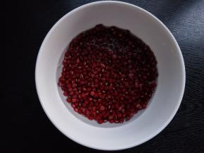 洗净泡水一个小时。