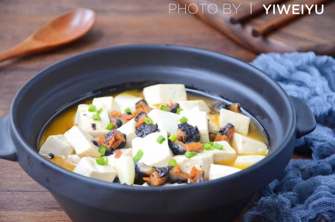 海参豆腐煲