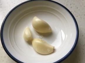 大蒜头去皮