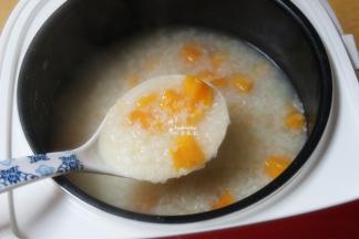 稍微拌均就可以装碗了吃了。