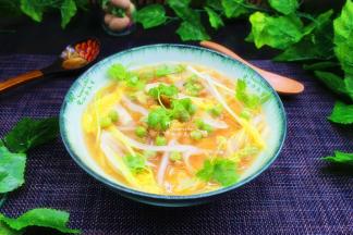 酸酸甜甜，非常开胃的一道菜汤