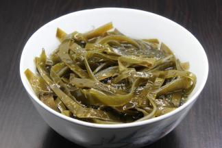 海带捞出，过冷水；