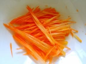 胡萝卜切丝