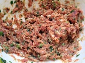 顺一个方向搅拌上劲