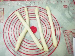 从中间开始编，a过b。