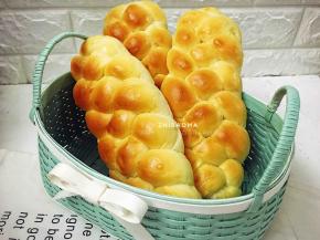 上色均匀、颜值爆表的酸奶辫子面包诱惑到你了吗？