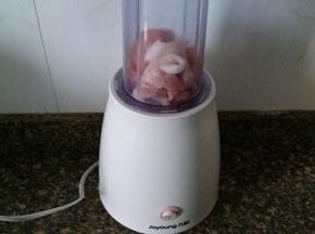 猪肉用料理机打碎