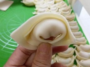 捏紧