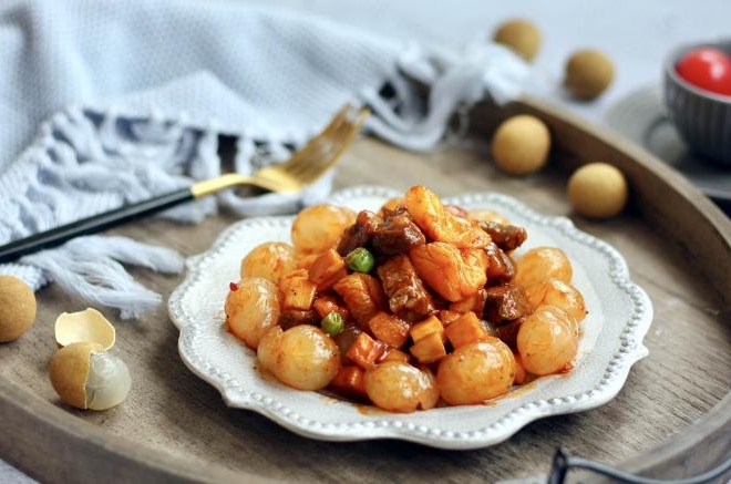 益心脾 补气血 桂圆杏干牛肉粒